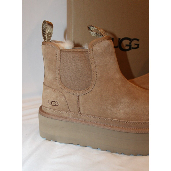 NIB UGG Women's Neumel Platform Chelsea Suede Platform Mini Boots Chestnut - Picture 4 of 9